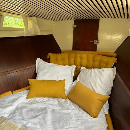 Hotel na wodzie Semoir Insolite Sur Un Bateau Louveciennes